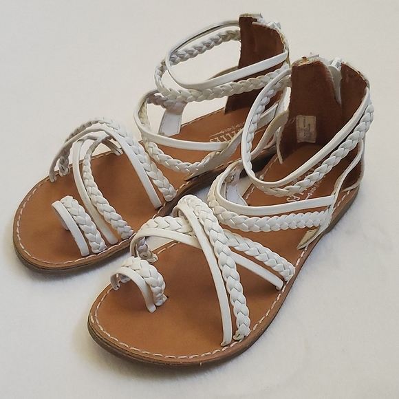 Seychelles Other - Seychelles white Zipper Back Strappy Sandals Toddler Girls Size 11